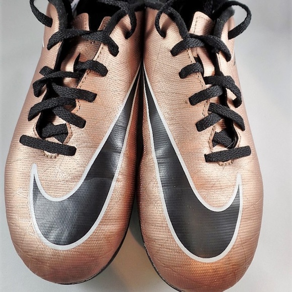nike hypervenom copper